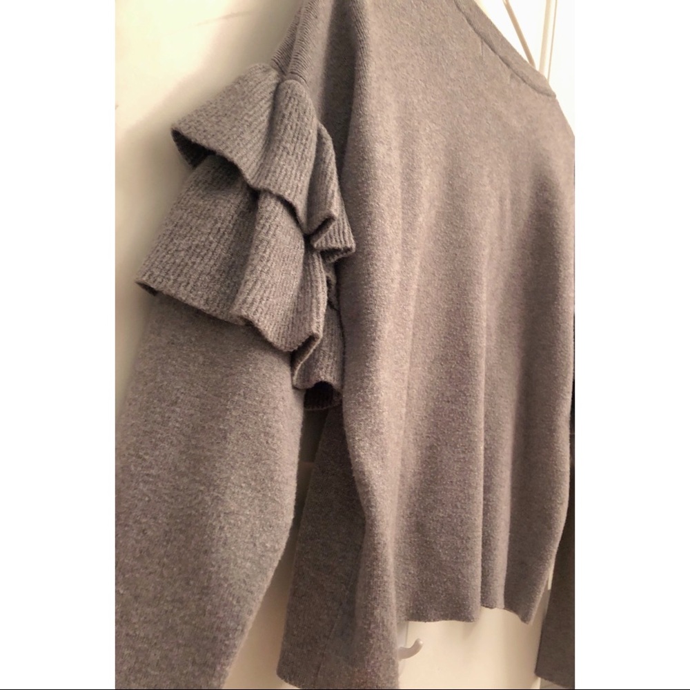 LoveTree Ruffle Sweater - Picture 5 of 7